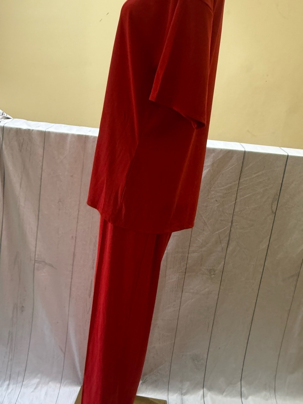 Yoga Women's Red Wide-Leg Sweat Set - Picture 4 of 5